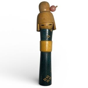 Japanese Kokeshi Doll W/ Bob Hair Green Dress Wooden Carved Home Decor Wood VTG